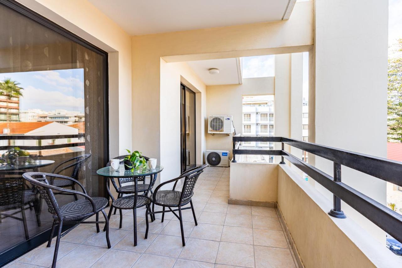 Freya 1-Bedroom Apartment In Larnaca Ngoại thất bức ảnh